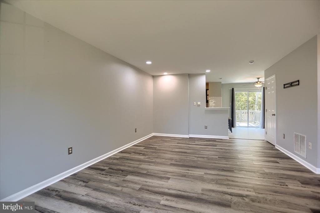 618 Milford Court - Photo 4
