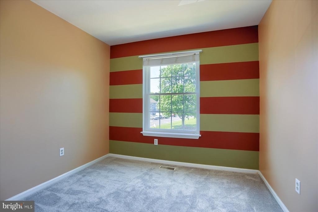 618 Milford Court - Photo 6