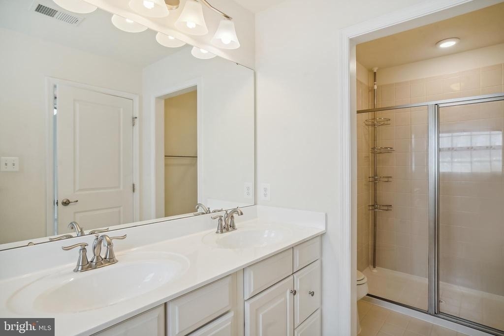 5934 Jefferson Commons Way - Photo 12