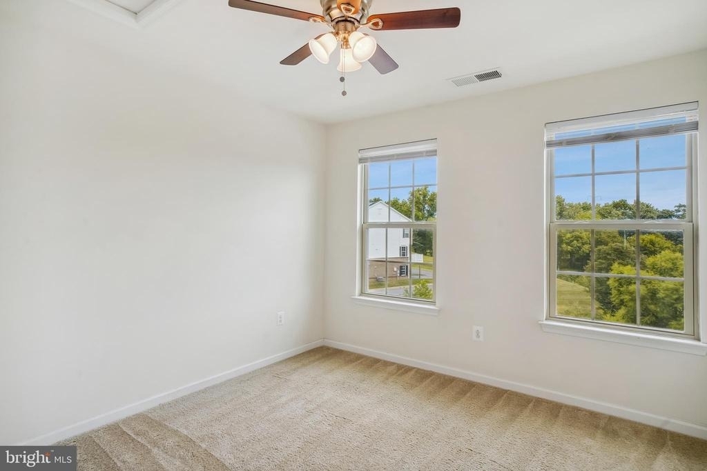 5934 Jefferson Commons Way - Photo 17