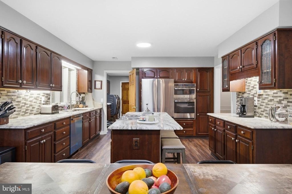 1126 Somerset Lane - Photo 2