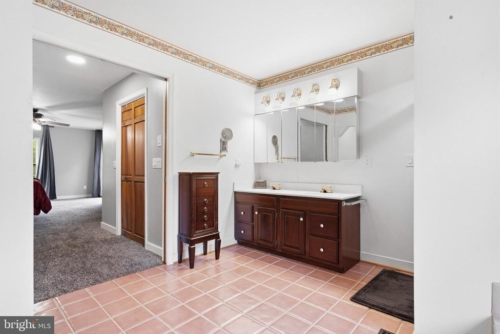 1126 Somerset Lane - Photo 36