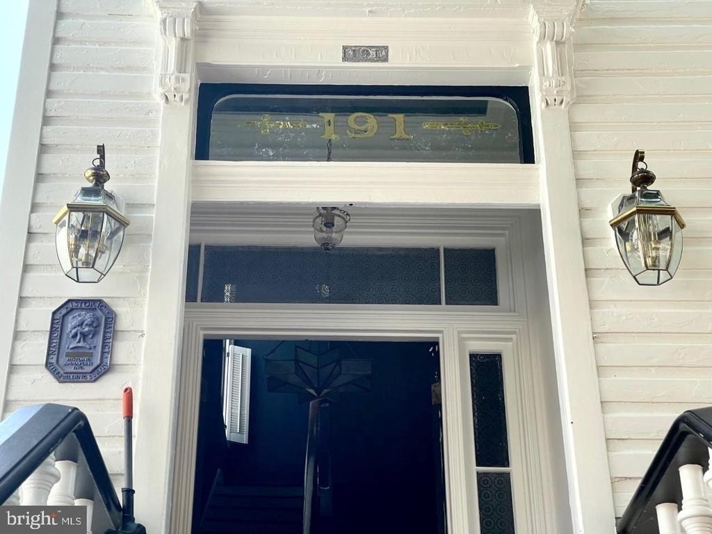 191 Prince George Street - Photo 0
