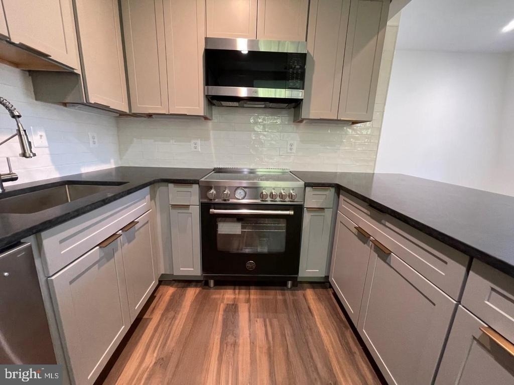 191 Prince George Street - Photo 3