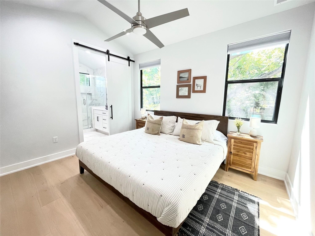 2009 Canterbury St - Photo 15