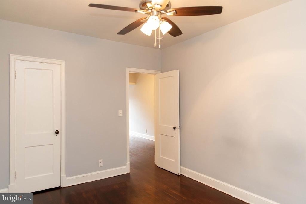 3935 9th Street Ne - Photo 8