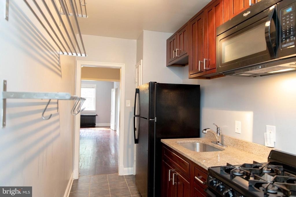 3935 9th Street Ne - Photo 11