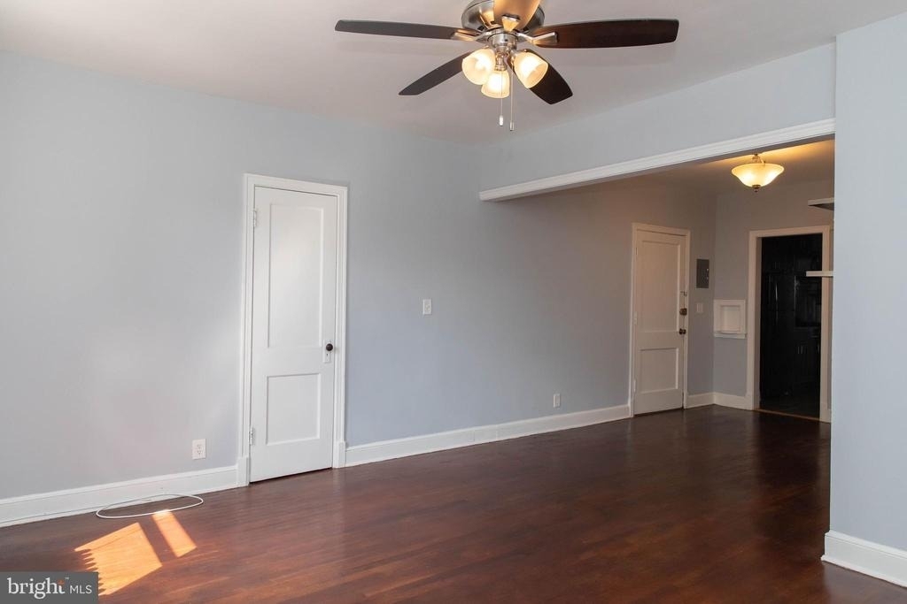 3935 9th Street Ne - Photo 4