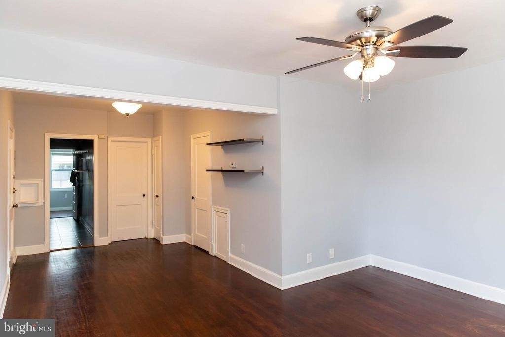 3935 9th Street Ne - Photo 0