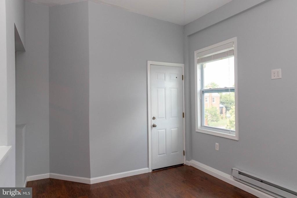 3935 9th Street Ne - Photo 16