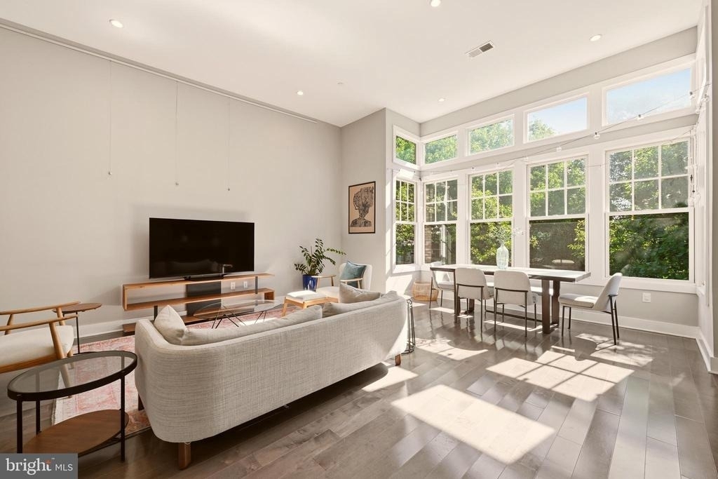 630 14th Street Ne - Photo 3