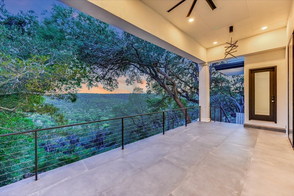 9409 Bell Mountain Dr - Photo 5