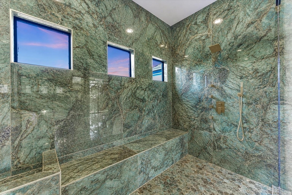 9409 Bell Mountain Dr - Photo 31