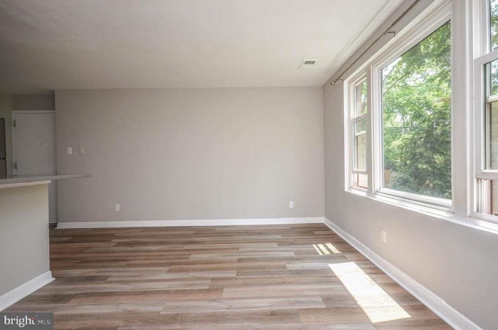 4840 Macarthur Boulevard Nw - Photo 4