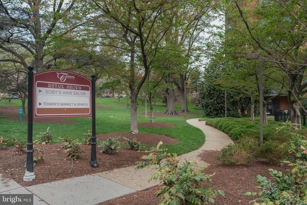 4201 Cathedral Avenue Nw - Photo 32