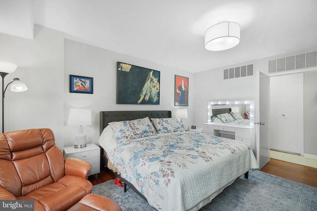 4201 Cathedral Avenue Nw - Photo 12