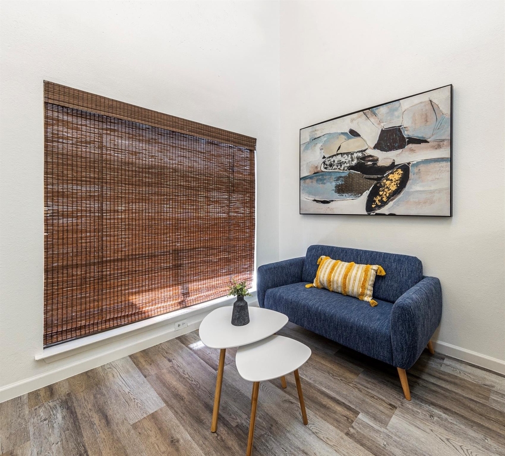 2815 Rio Grande St - Photo 3