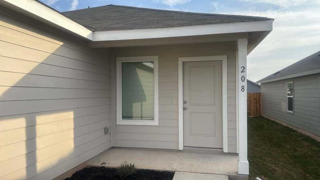 208 Skyfire St - Photo 1