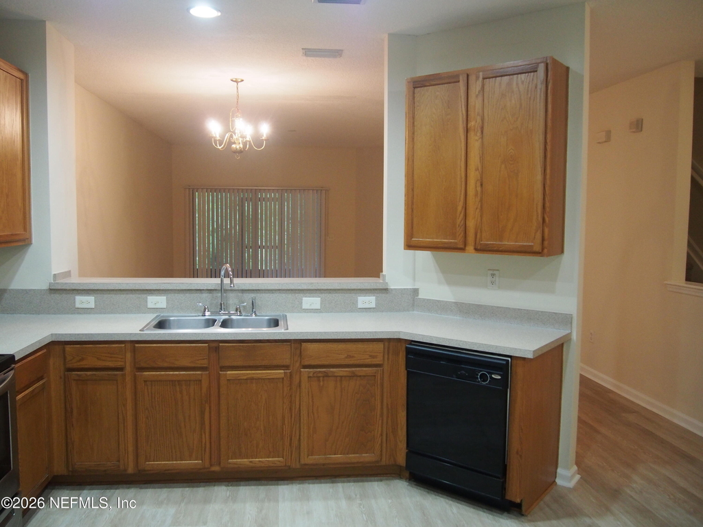 12301 Kernan Forest Boulevard - Photo 2
