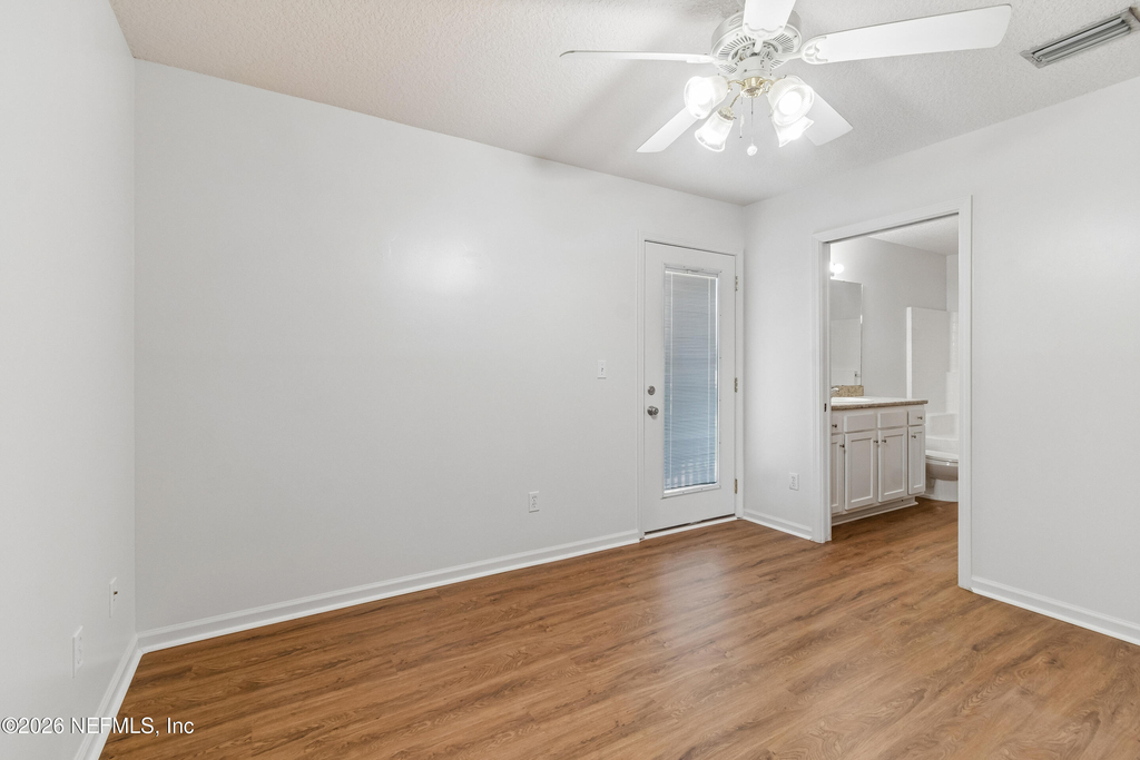 702 Meadowbrook Drive - Photo 10