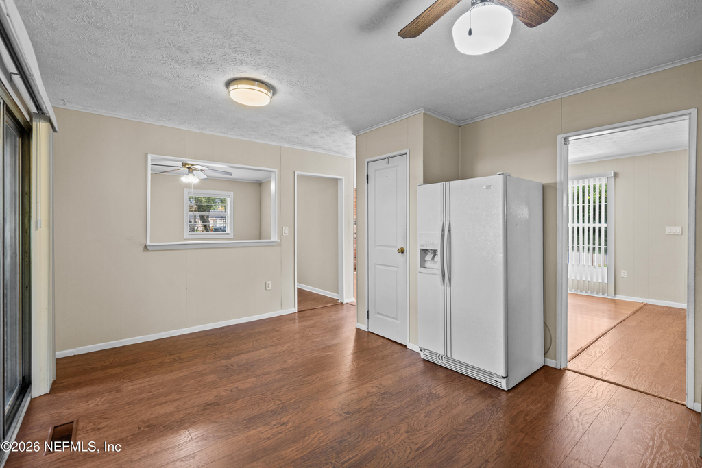 253 Cowry Road - Photo 8