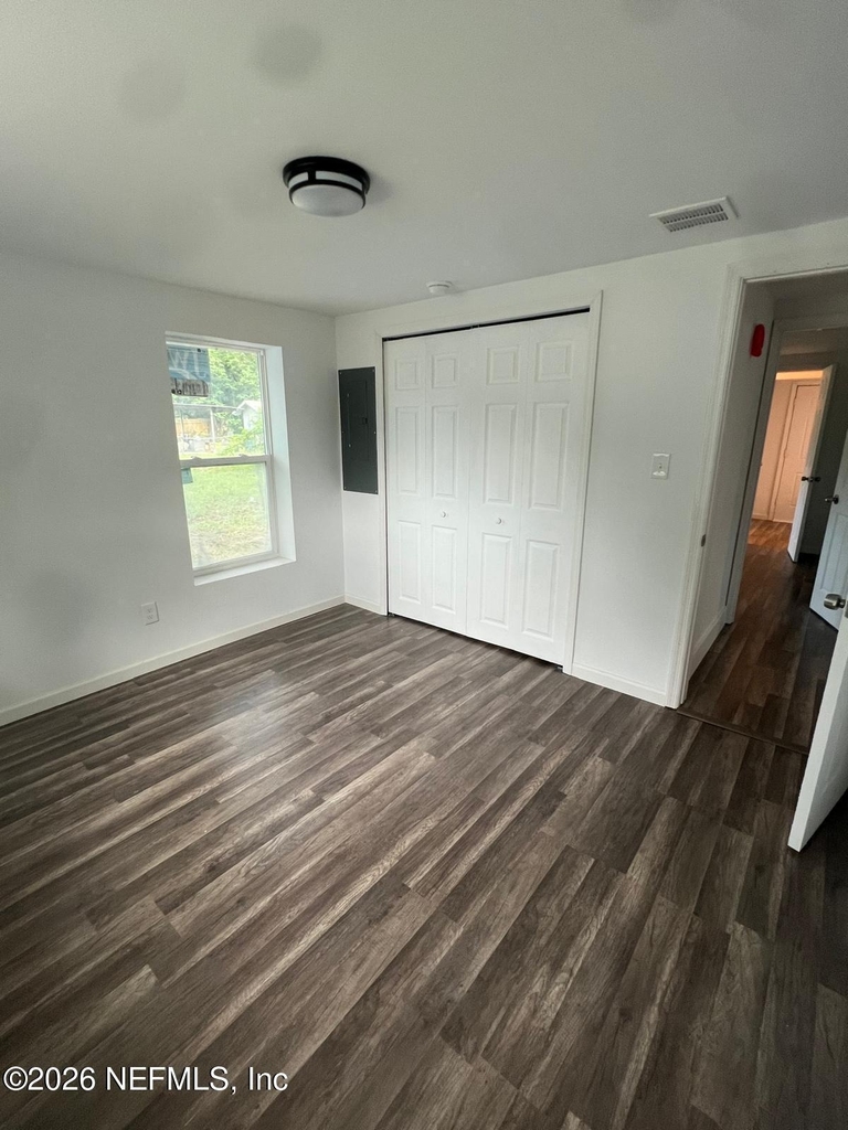 8319 Dandy Avenue - Photo 7