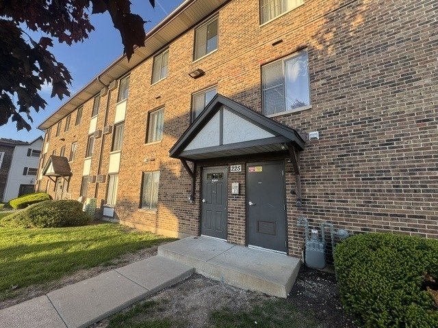 225 Gregory Street - Photo 16