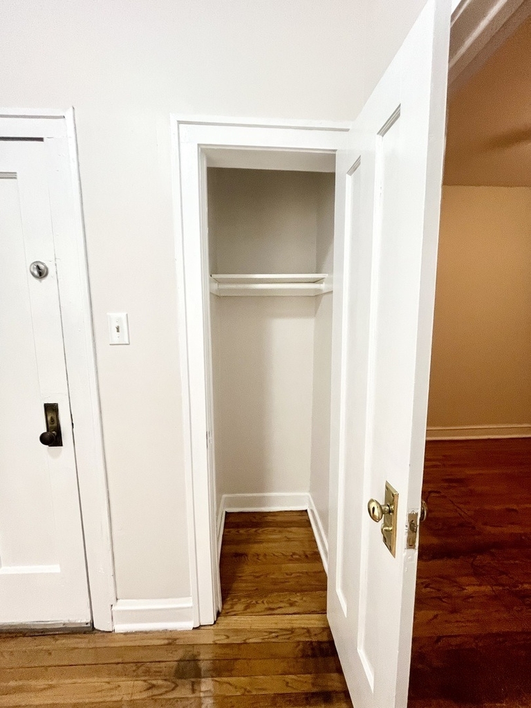 4300 W Shakespeare Avenue - Photo 7