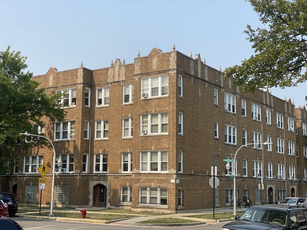 4300 W Shakespeare Avenue - Photo 0
