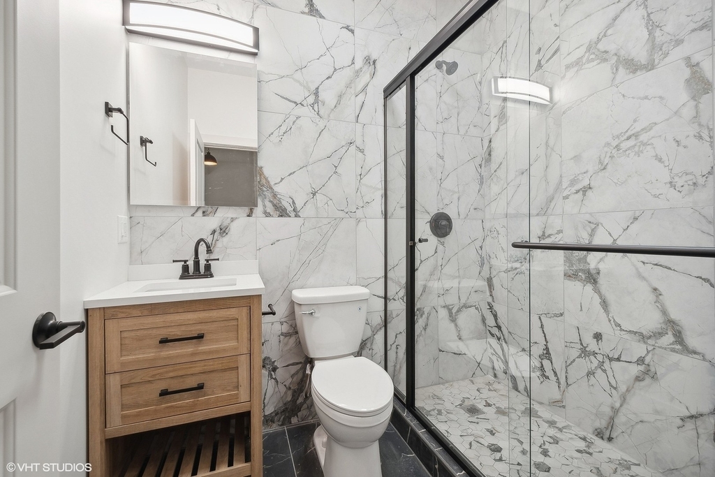 1114 W Grand Avenue - Photo 9