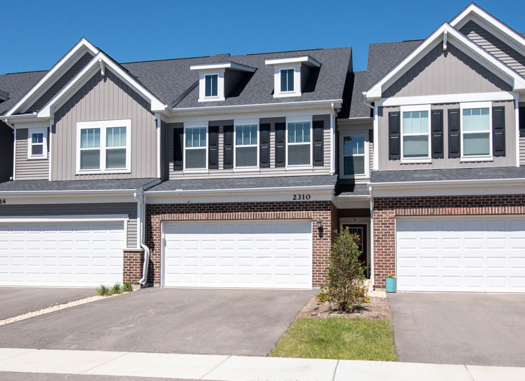 2310 Ryegrass Lane - Photo 0