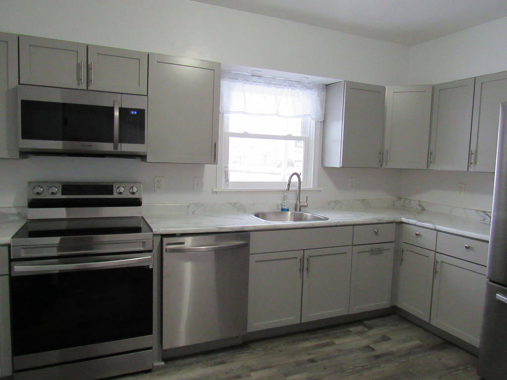 730 Lincoln Road - Photo 4