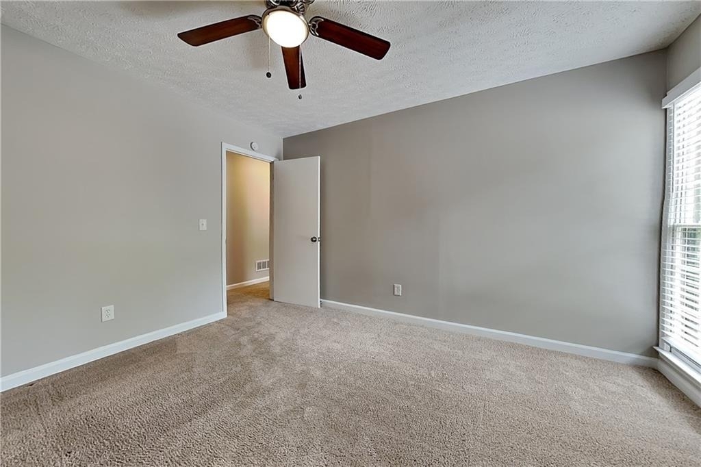 3111 Fife Way - Photo 10