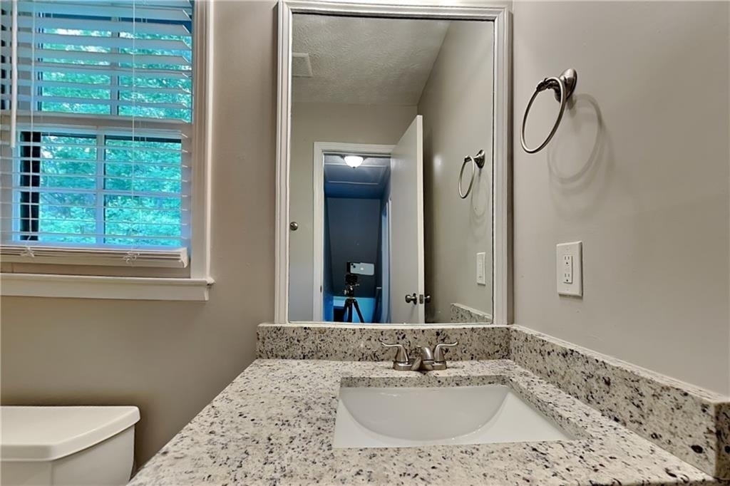 3111 Fife Way - Photo 14