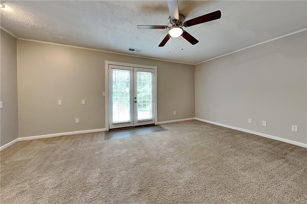 3111 Fife Way - Photo 4