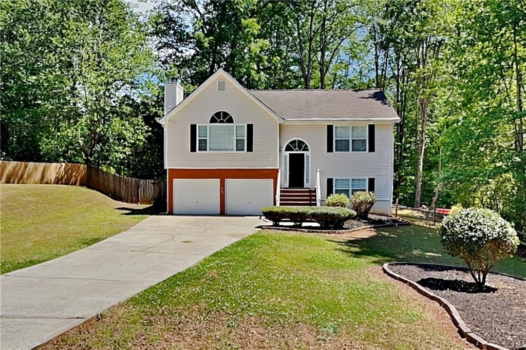 460 Highlander Way - Photo 0