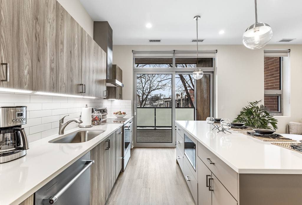 435 Madison Street - Photo 3