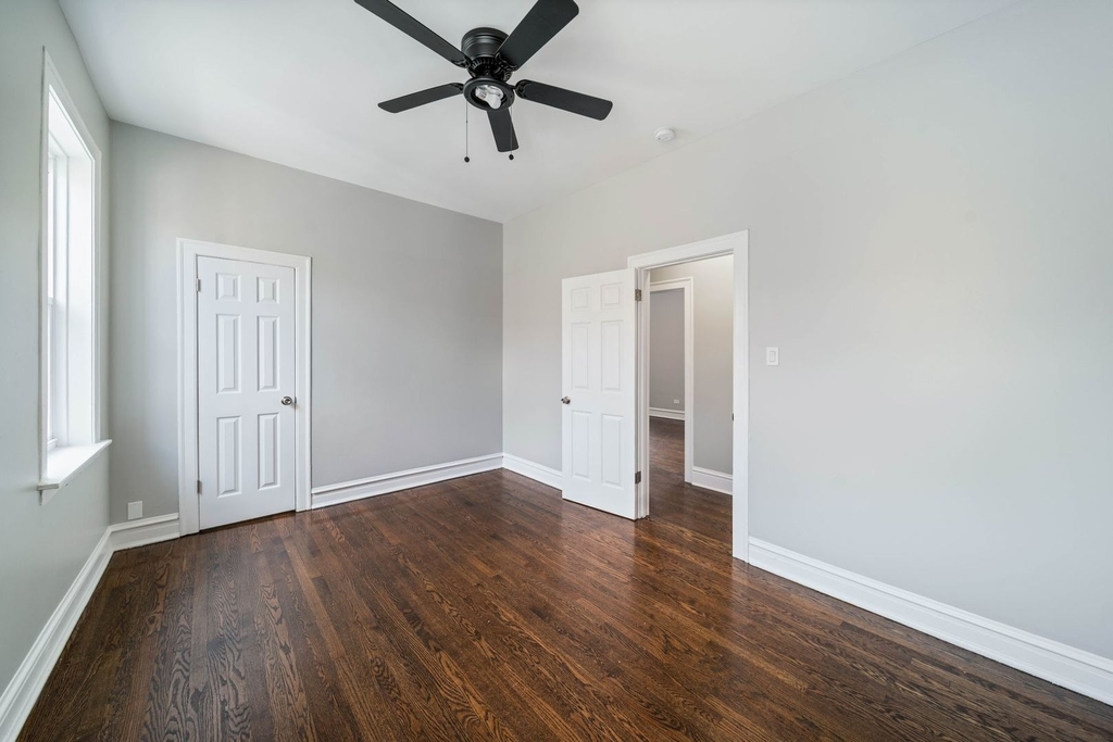 5426 W Jackson Boulevard - Photo 4