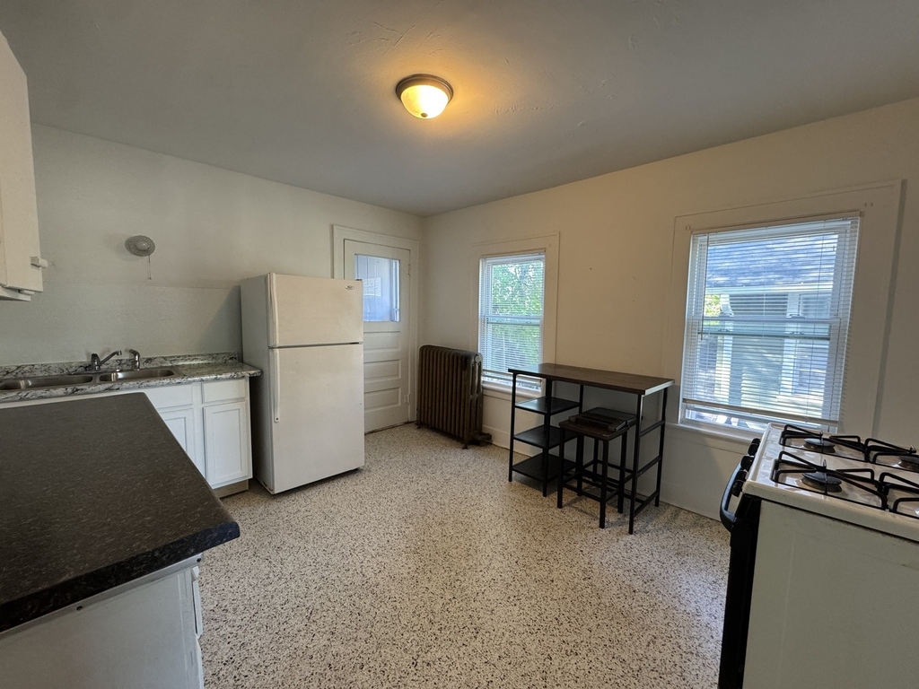 159 N 4th Street - Photo 3