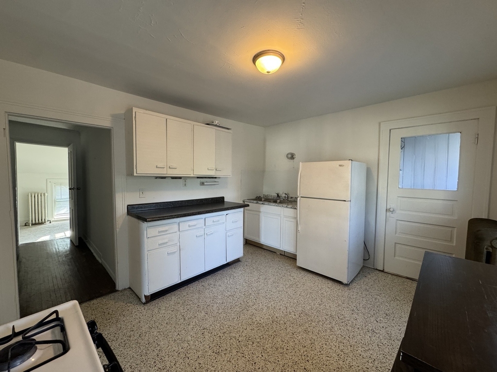 159 N 4th Street - Photo 4