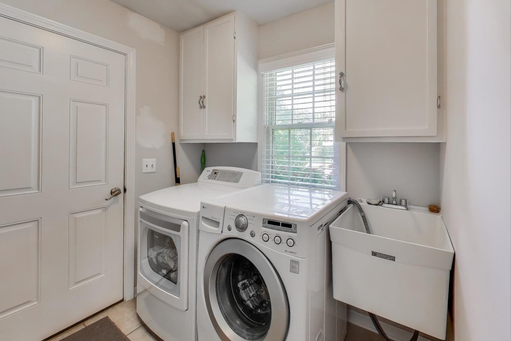 21301 N Woodland Avenue - Photo 16