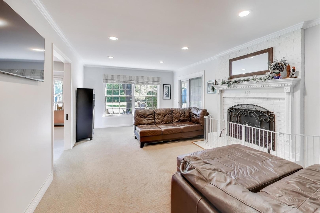 21301 N Woodland Avenue - Photo 13