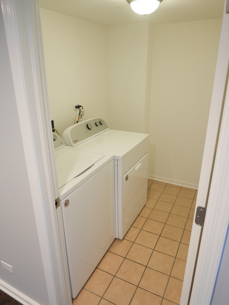2107 W Ohio Street - Photo 18