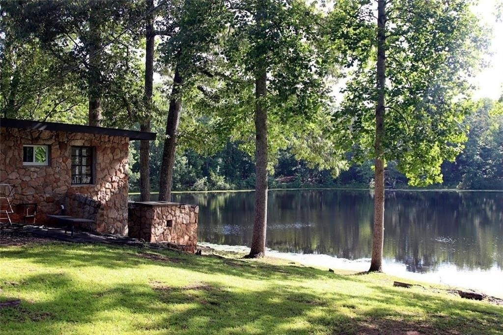 415 Walton Road - Photo 1