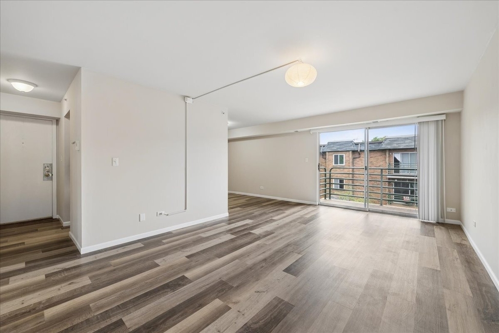 920 Casey Court - Photo 4