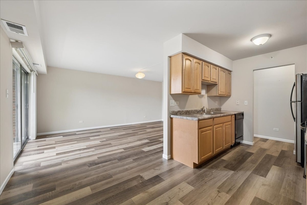 920 Casey Court - Photo 6