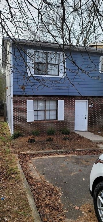 2085 Lenoa Lane - Photo 0