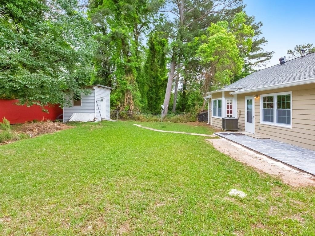 9138 Clubhouse Drive - Photo 18