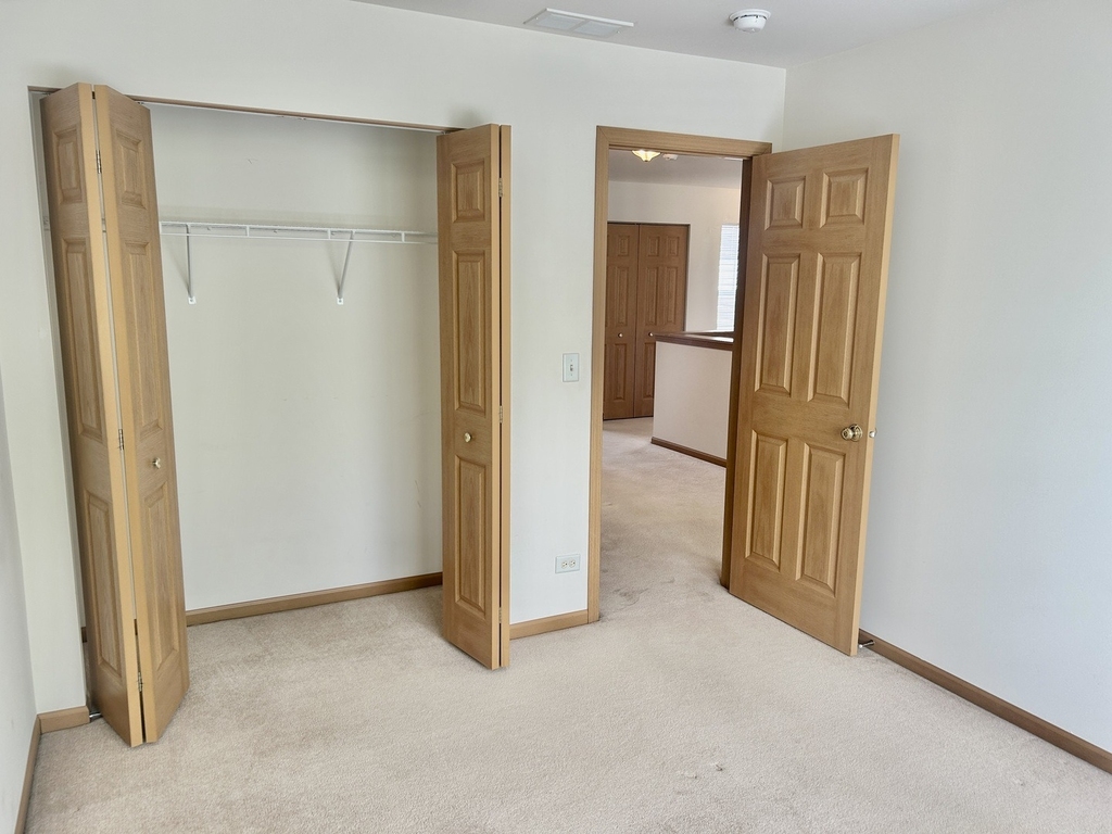 2482 Stoughton Circle - Photo 13