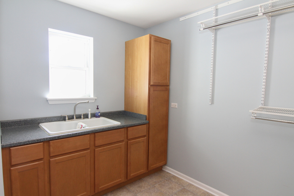 2930 Glacier Way - Photo 14